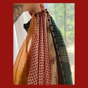 🍒 Bundle of 5 Headscarves/ Neck scarves 🍒